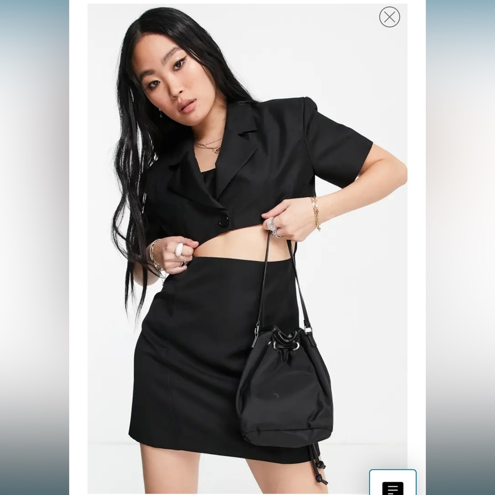 Topshop two-in-one Cutout Detail blazer mini dress in black - Picture 9 of 16